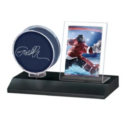 Ultra Pro Hockey Puck & Card Wood Display Holder -Ultra Pro 85911